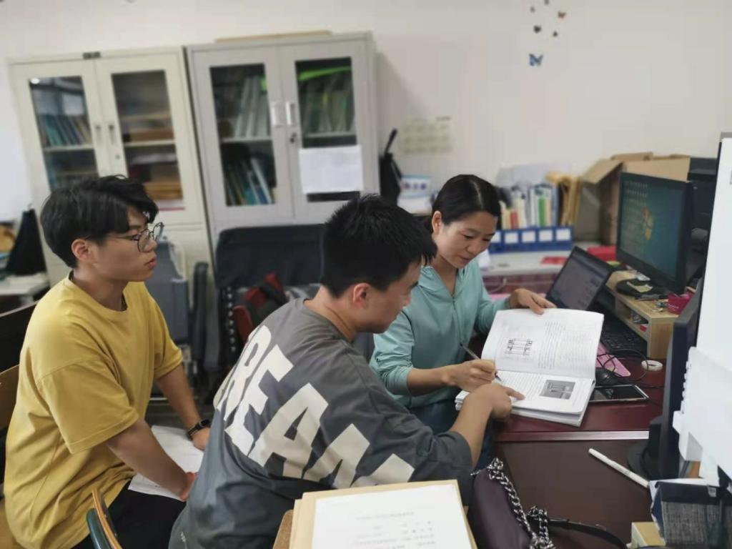 女人与公狍交酡女免费