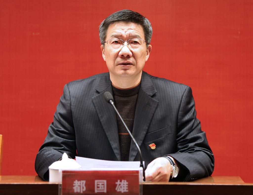 女人与公狍交酡女免费