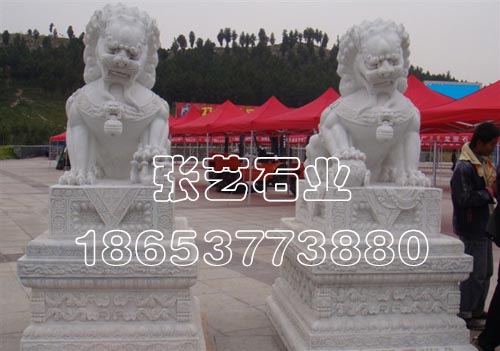 石雕石狮子