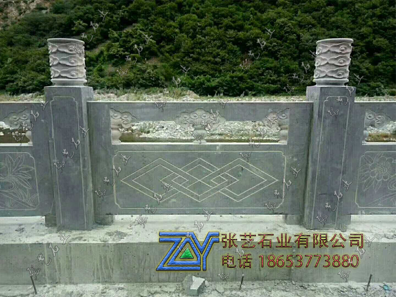 石栏杆