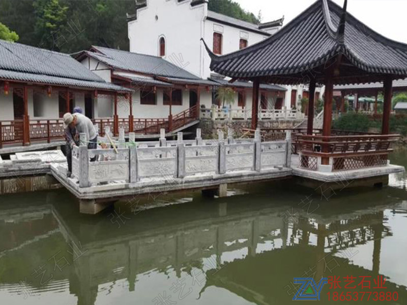 石栏杆
