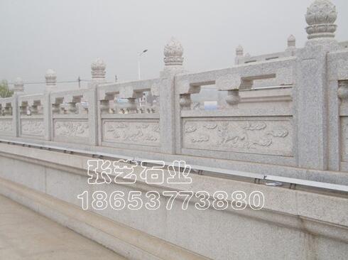 石雕栏杆.jpg