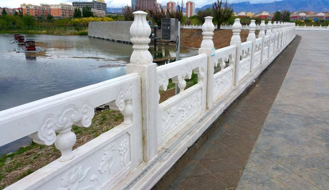石栏杆尺寸要如何确定？
