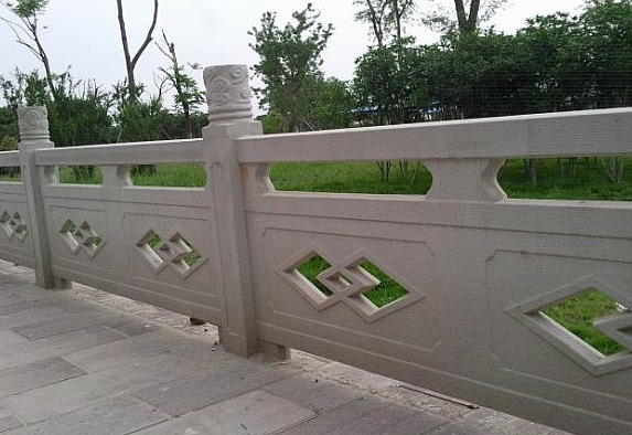 石栏杆